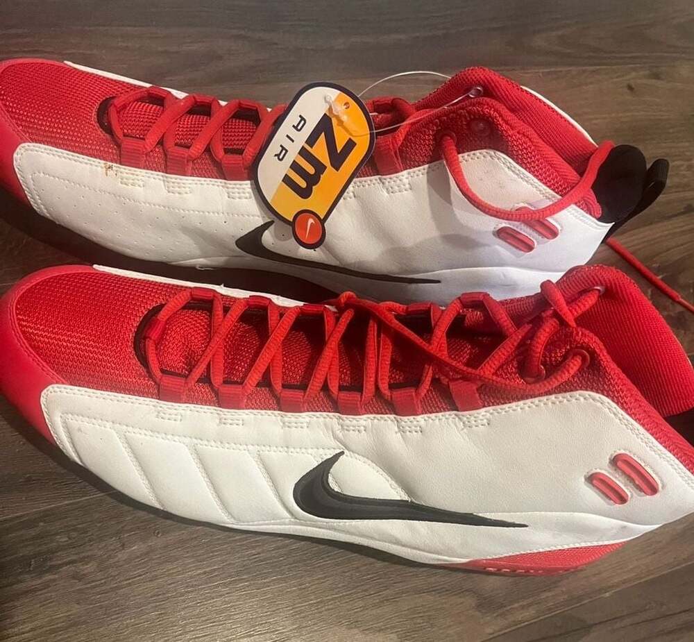 Vintage Nike Air Zoom Huarache 2K4 White/University Red Basketball Cleats